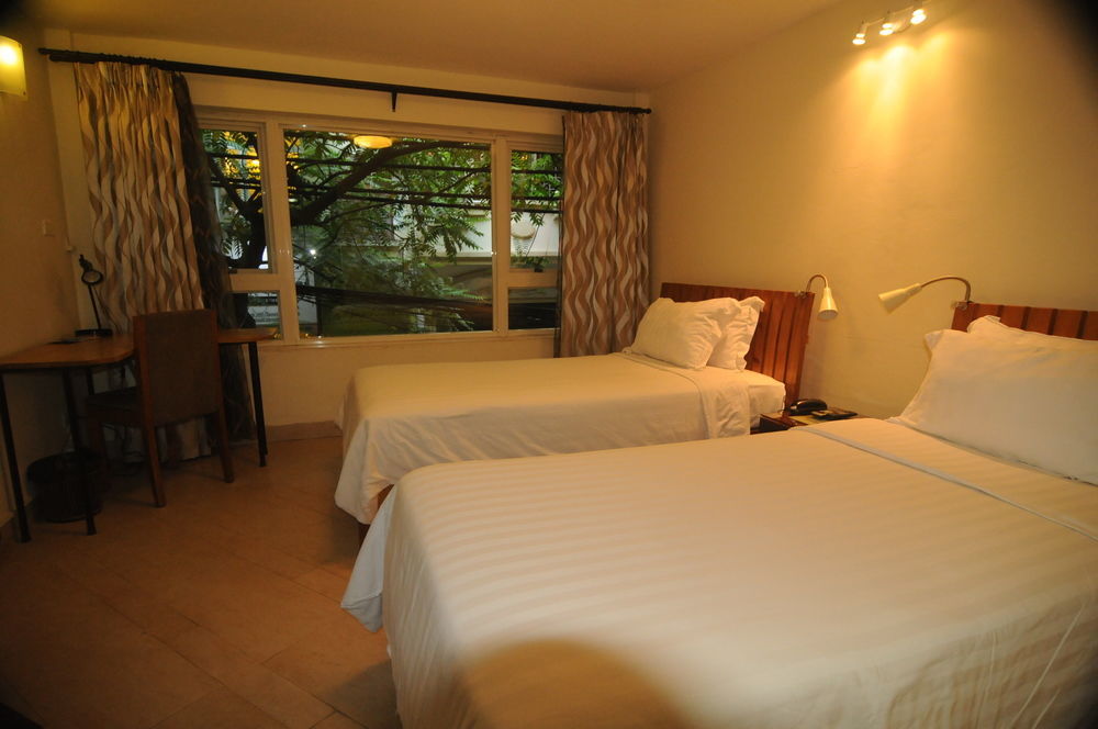 Iris Boutique Hotel 河内 外观 照片