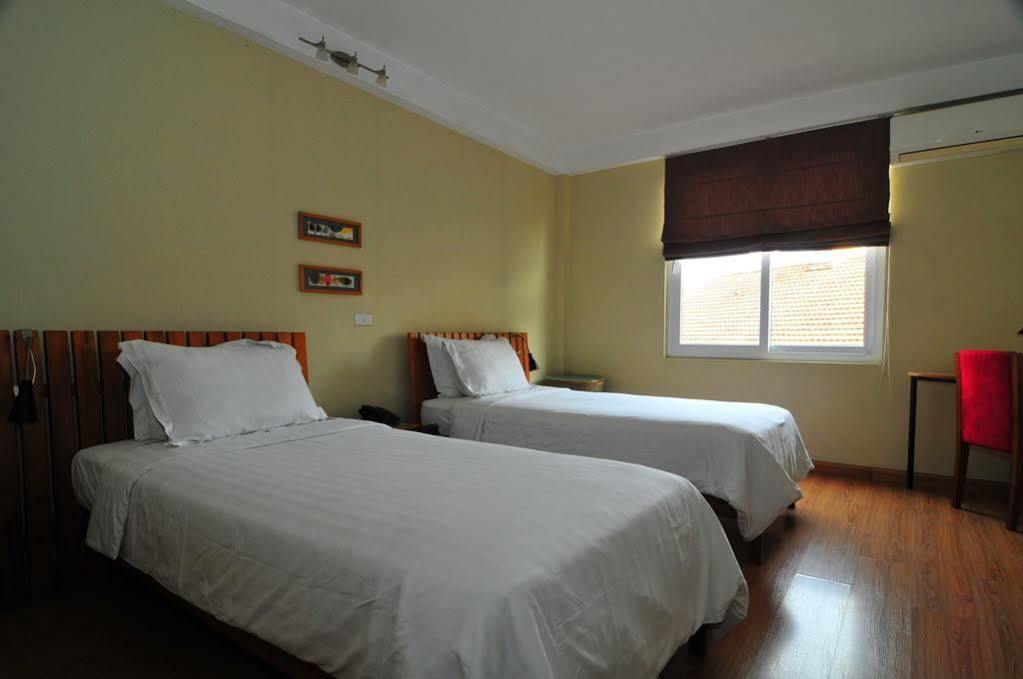 Iris Boutique Hotel 河内 外观 照片