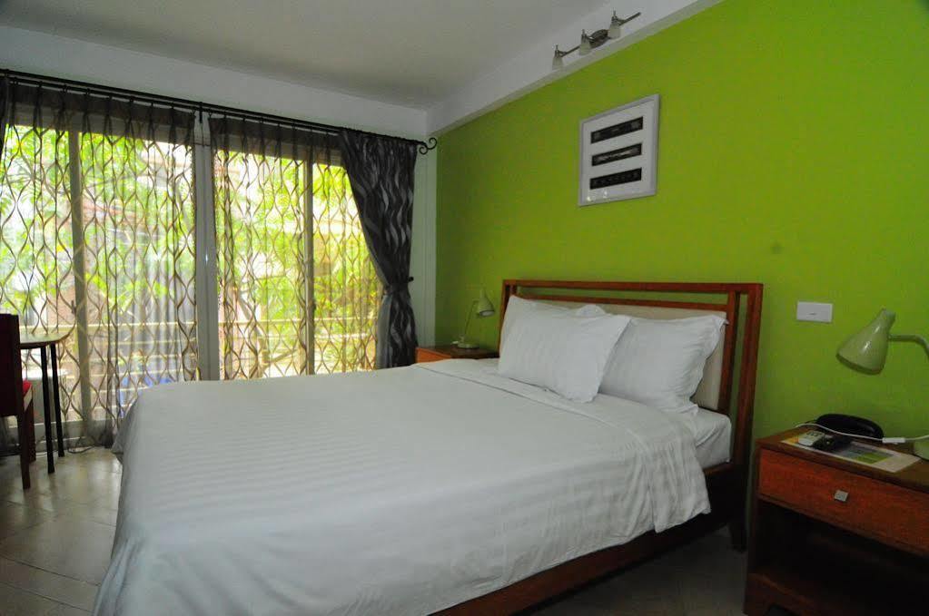 Iris Boutique Hotel 河内 外观 照片
